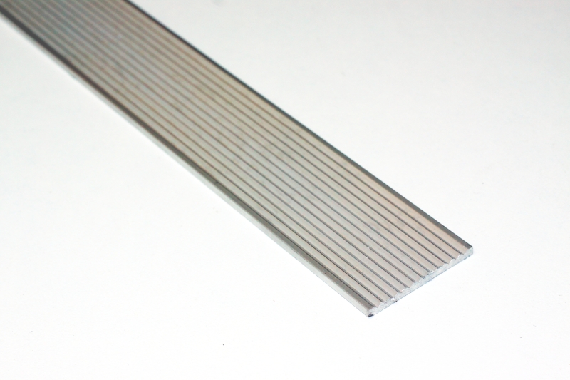 ALUMINIUM WEAR-OUT STRIP 1M 30X3MM