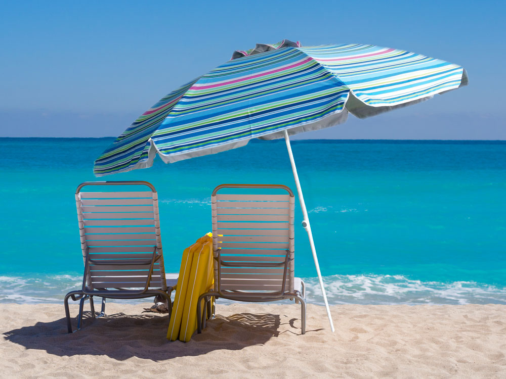 MALAMA BEACH UMBRELLA 2.5M 160G BLUE STRIPES