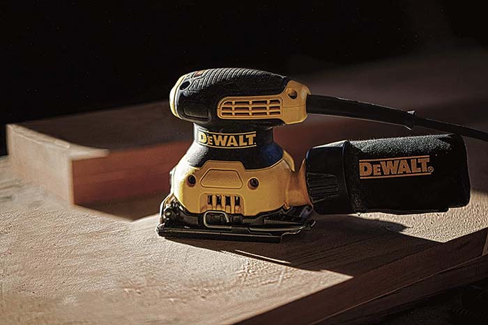 DEWALT DWE6411-QS VIBRATING SANDER 230W