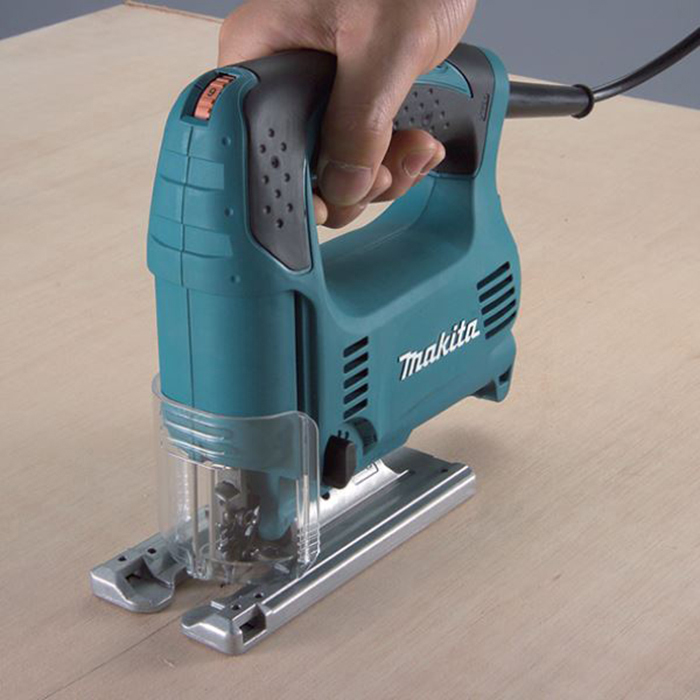 MAKITA 4329 ΗΛΕΚΤΡΙΚΗ ΣΕΓΑ 450W