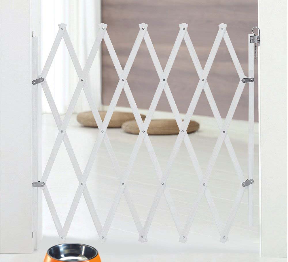 EXTENDABLE WOODEN STAIR GATE WHITE COLOR