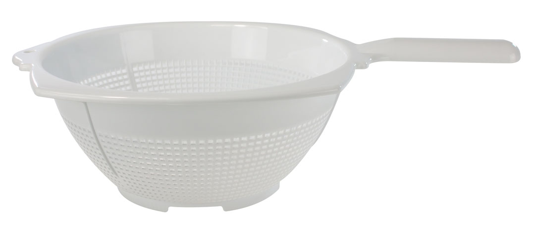 PLASTIC COLLANDER WITH HANDLE 22CM