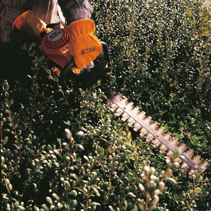 STIHL HS 45 PETROL HEDGE TRIMMER 60CM/24''