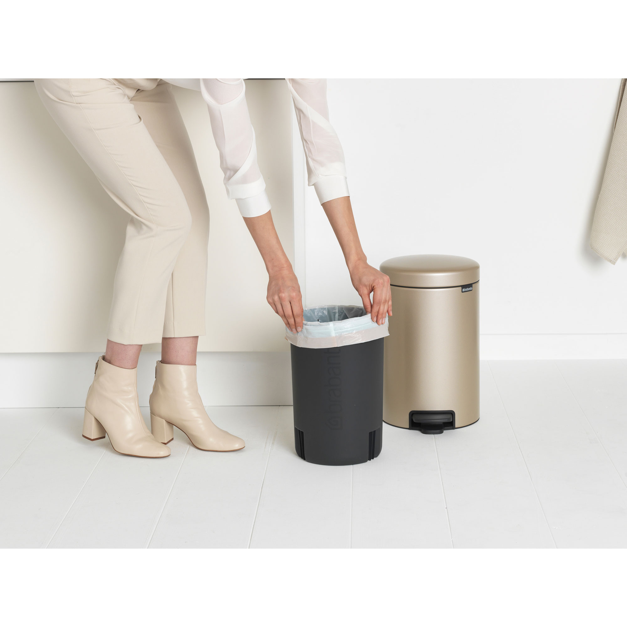 BRABANTIA NEW ICON PEDAL BIN 12L CHAMPANGE