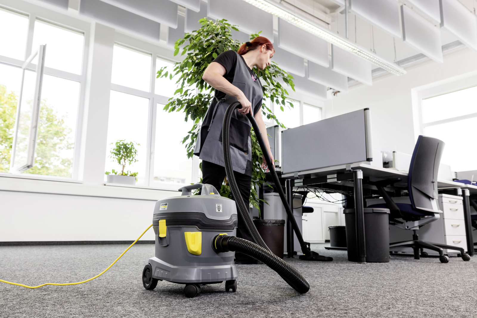 KARCHER T11/1 CLASSIC HEPA DRY VACUUM CLEANER 850W