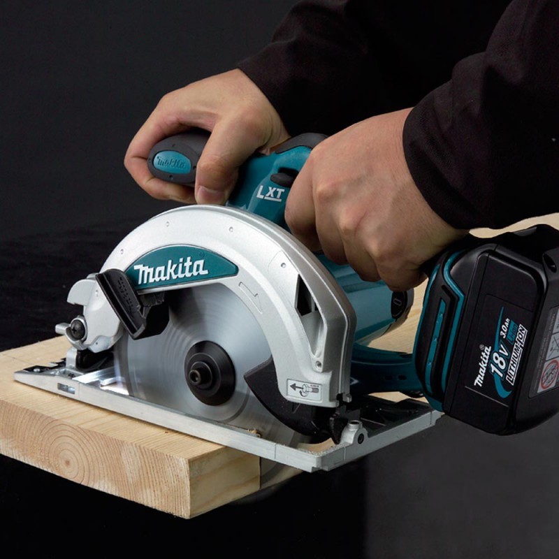 MAKITA DSS610Z LXT CIRCULAR SAW 165MM 18V CORDLESS SOLO