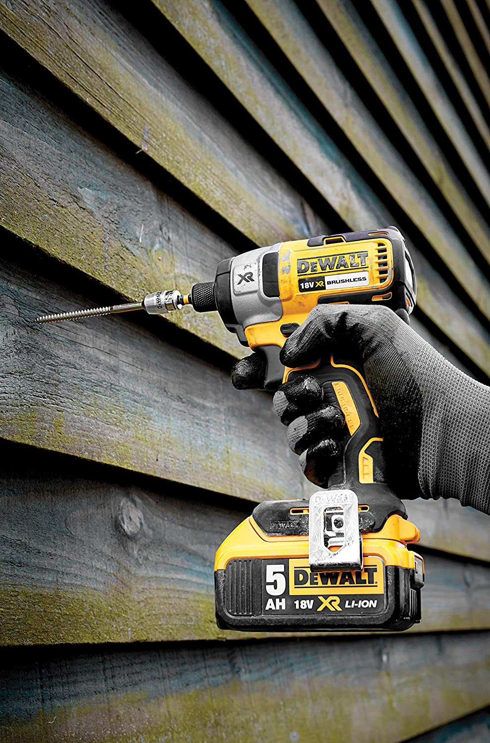 DEWALT DCK266P2-QW IMPACT DRILL SET & IMPACT SCREWDRIVER 18V WITH 2 5AH BATTERIES AND CASE