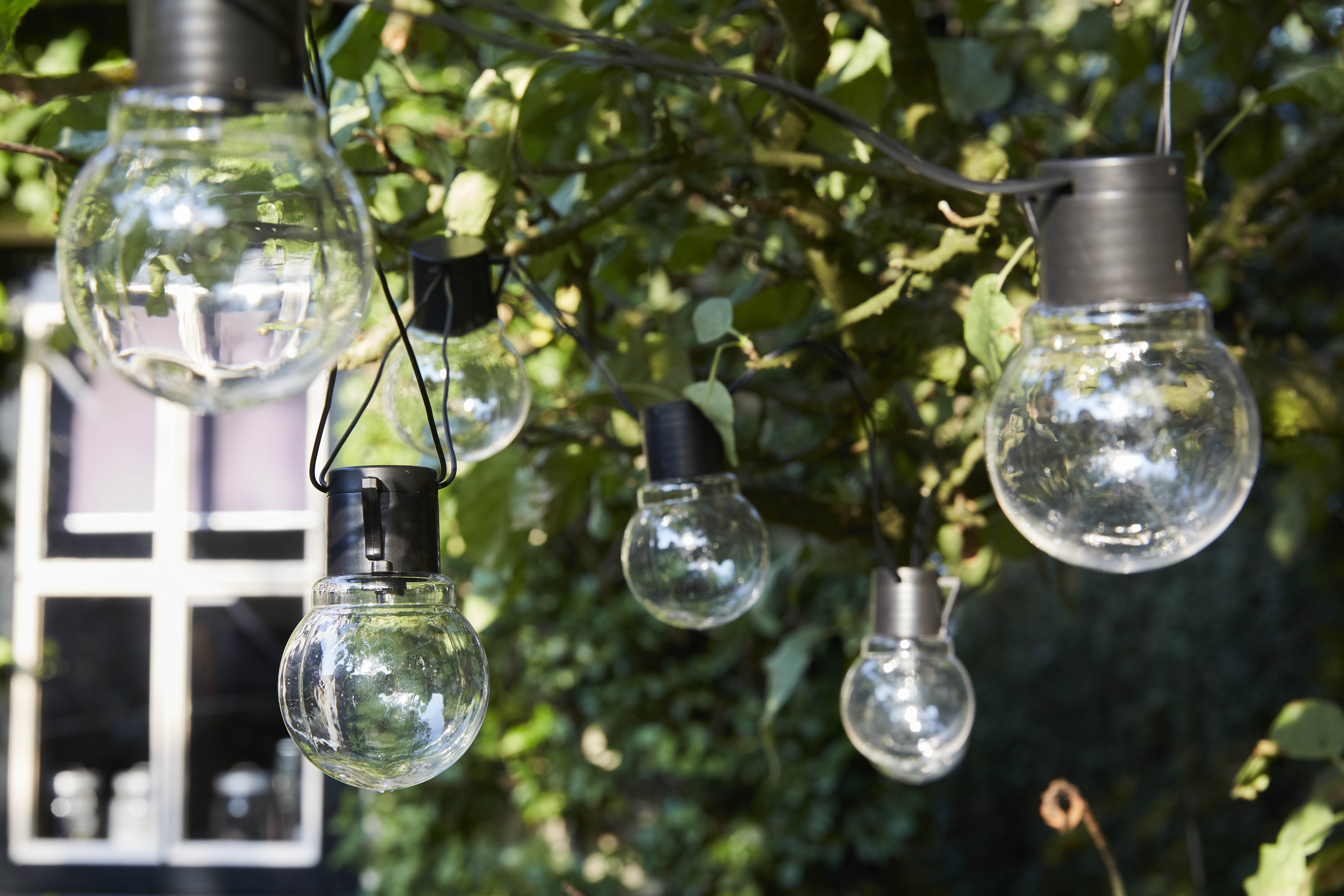 LUXFORM LIGHTING SOLAR STRING LIGHT MENORCA