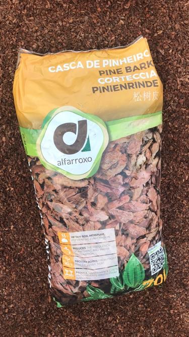 PINE BARK PURE 70L 15-25MM