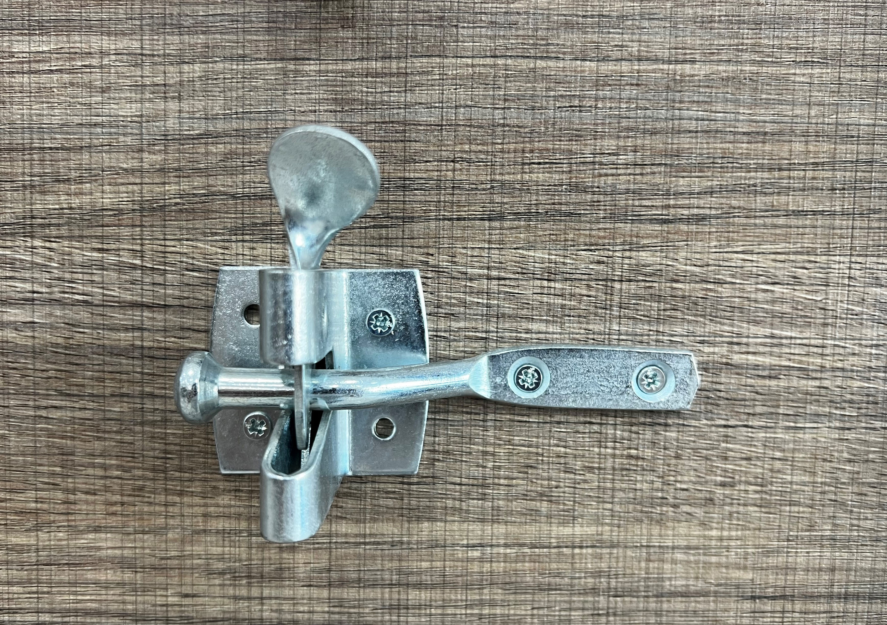 MEDIUM AUTOGATE LATCH GALVANISED