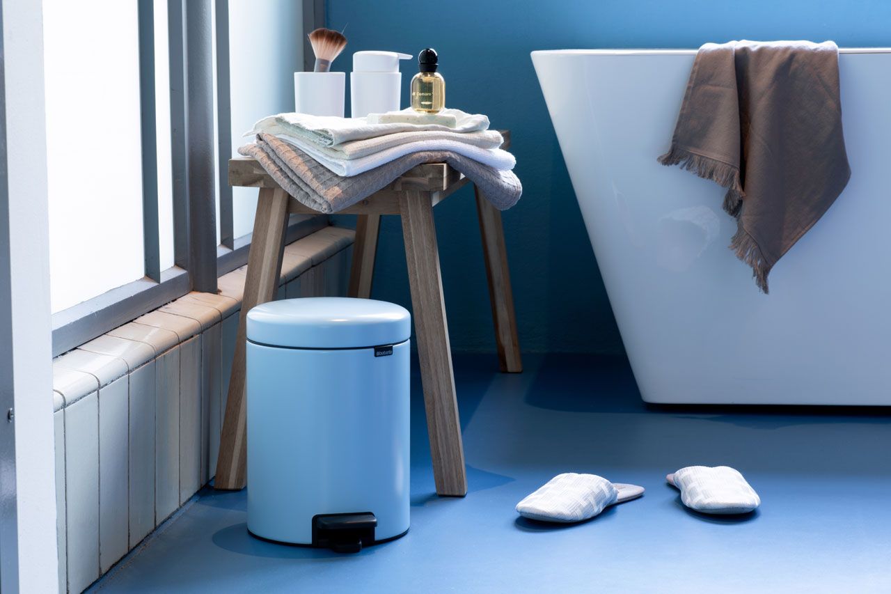 BRABANTIA PEDAL BIN 5L DREAMY BLUE