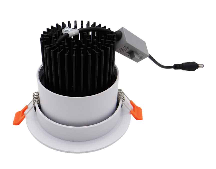 SUNLIGHT LED 7W RECESSED DEEP SPOT LIGHT WHITE 700LM 3CCT 36° IP20 Ø90xH32MM CUTOUT: Ø75MM