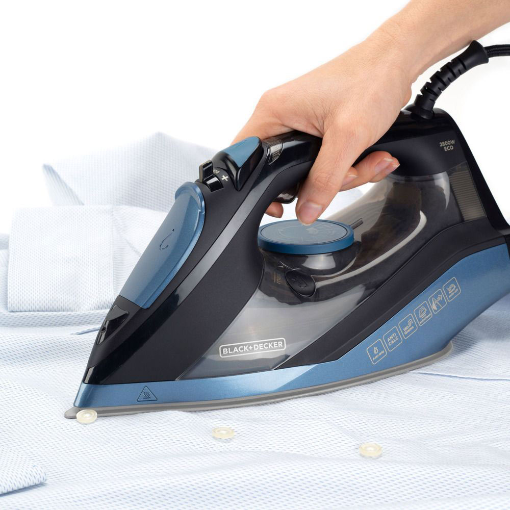 BLACK & DECKER BXIR2801E STEAM IRON 2.8KW