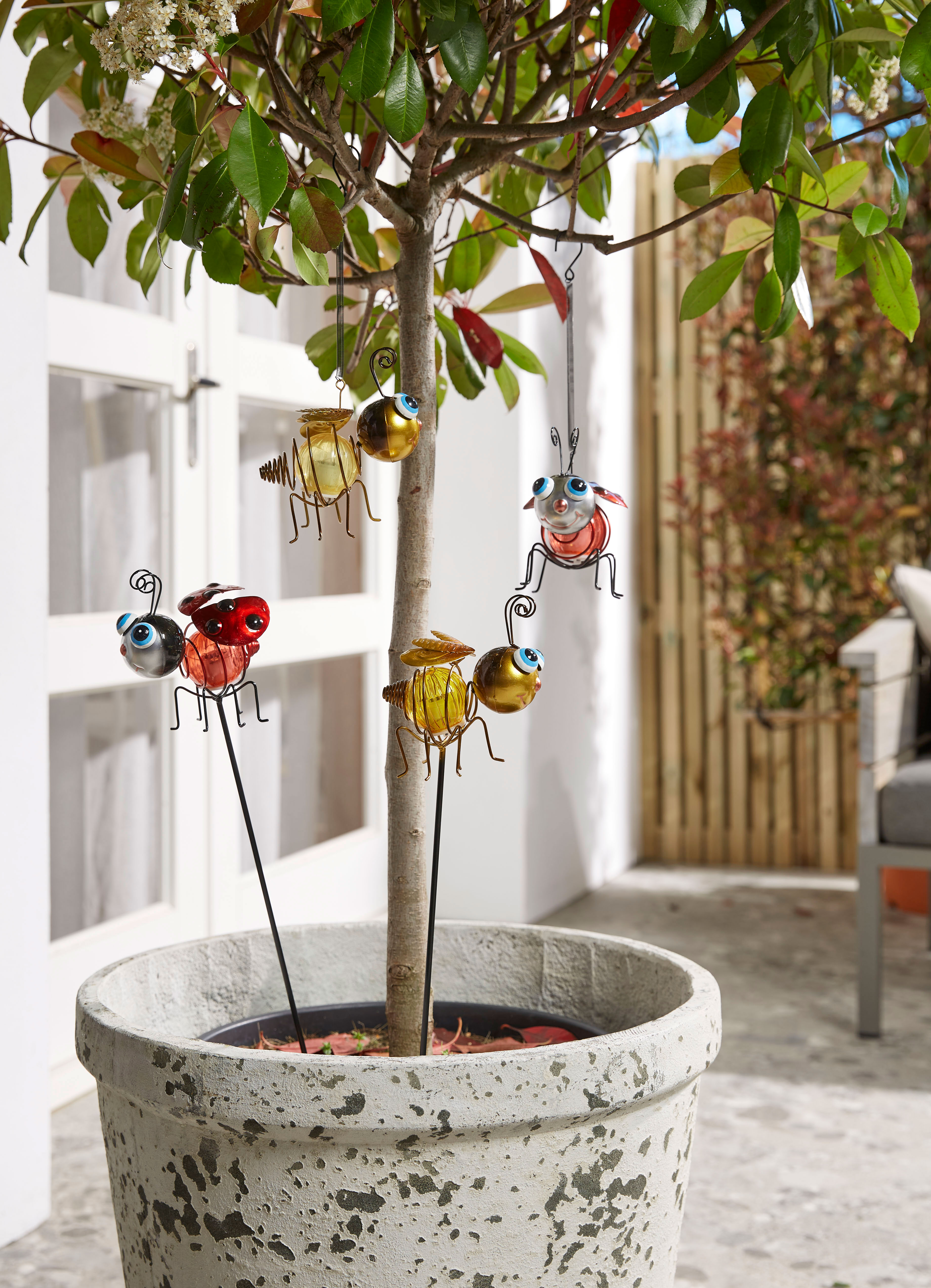 LUXFORM LIGHTING BEE/LADY BUG HANGING SOLAR