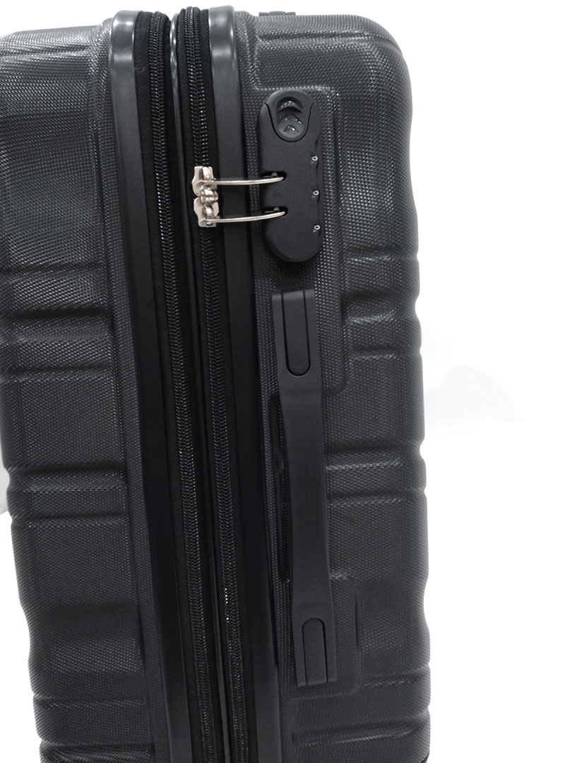 SHC LUGGAGE ABS EXTENDABLE 20IN. BLACK