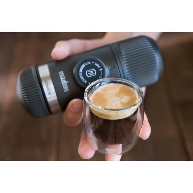 NANOPRESSO ΦΟΡΗΤΗ ΜΗΧΑΝΗ ESPRESSO ΚΑΙ NANOPRESSO 18  BAR WITH NS ADAPTOR